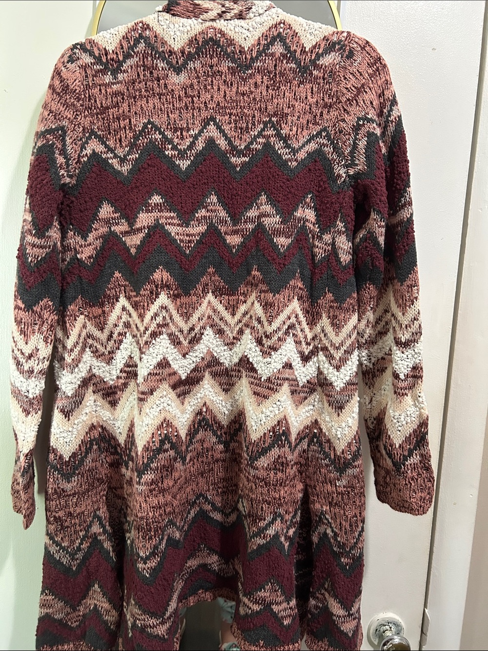 Hannah Burgundy, Cream & Gray Zigzag Open-Front Cardigan - Picture 3 of 3